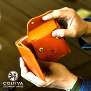 【COLTIVA】コルティヴァ・二つ折り財布　※名入れできません
